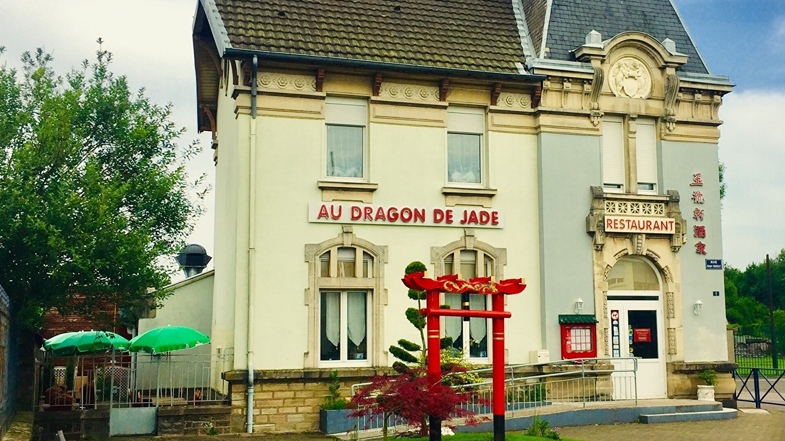 Au dragon de jade